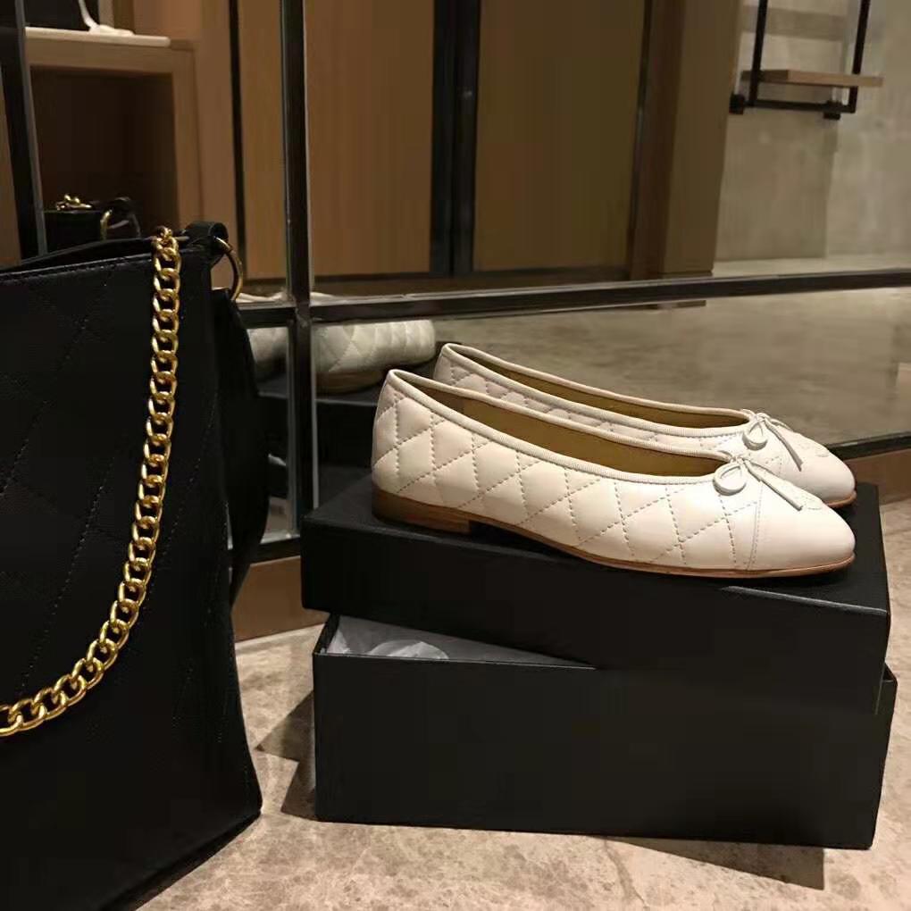 Chanel Women Ballerinas in Aged Calfskin Leather-Beige