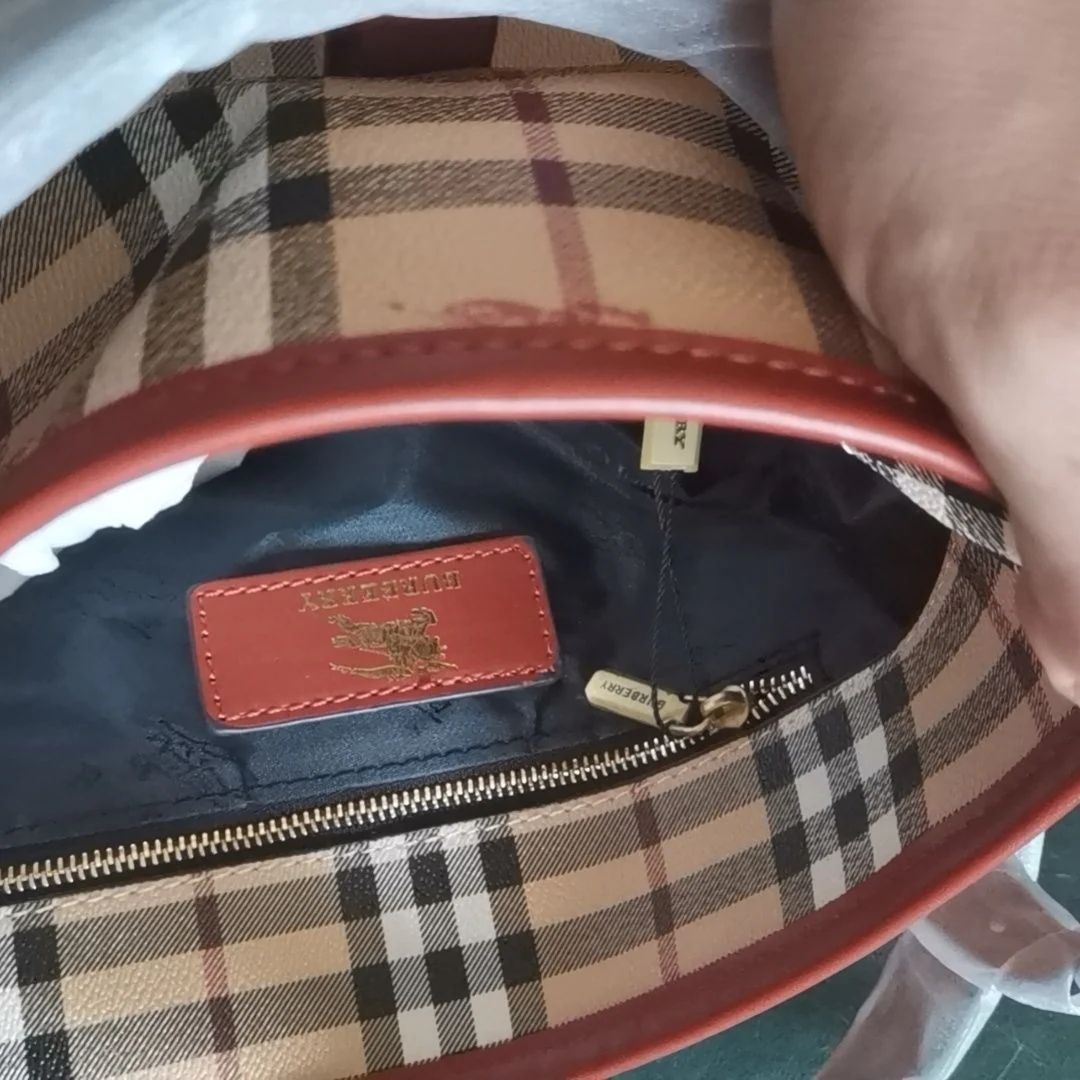 New Bucket Shoulder Handbag Fashion Versatile Classic Check Women's Bag 1024031513