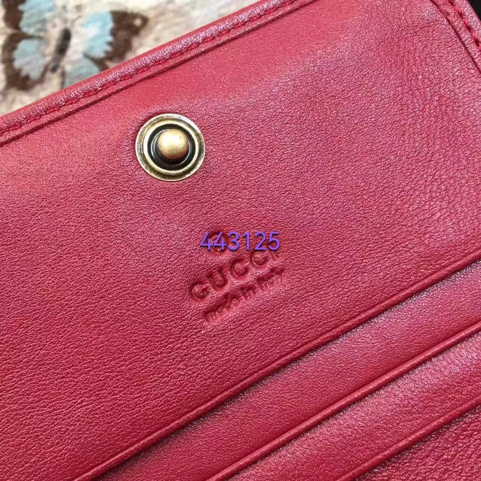 Gucci Unisex GG Marmont Card Case Wallet Red Matelassé Chevron Leather Double G