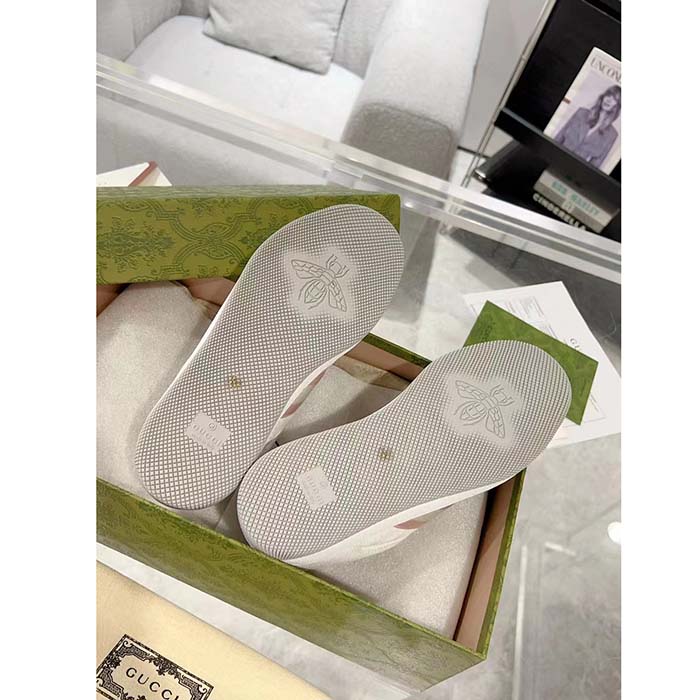 Gucci Unisex Screener Sneaker White GG Supreme Canvas Rubber Sole Lace-Up Low Heel