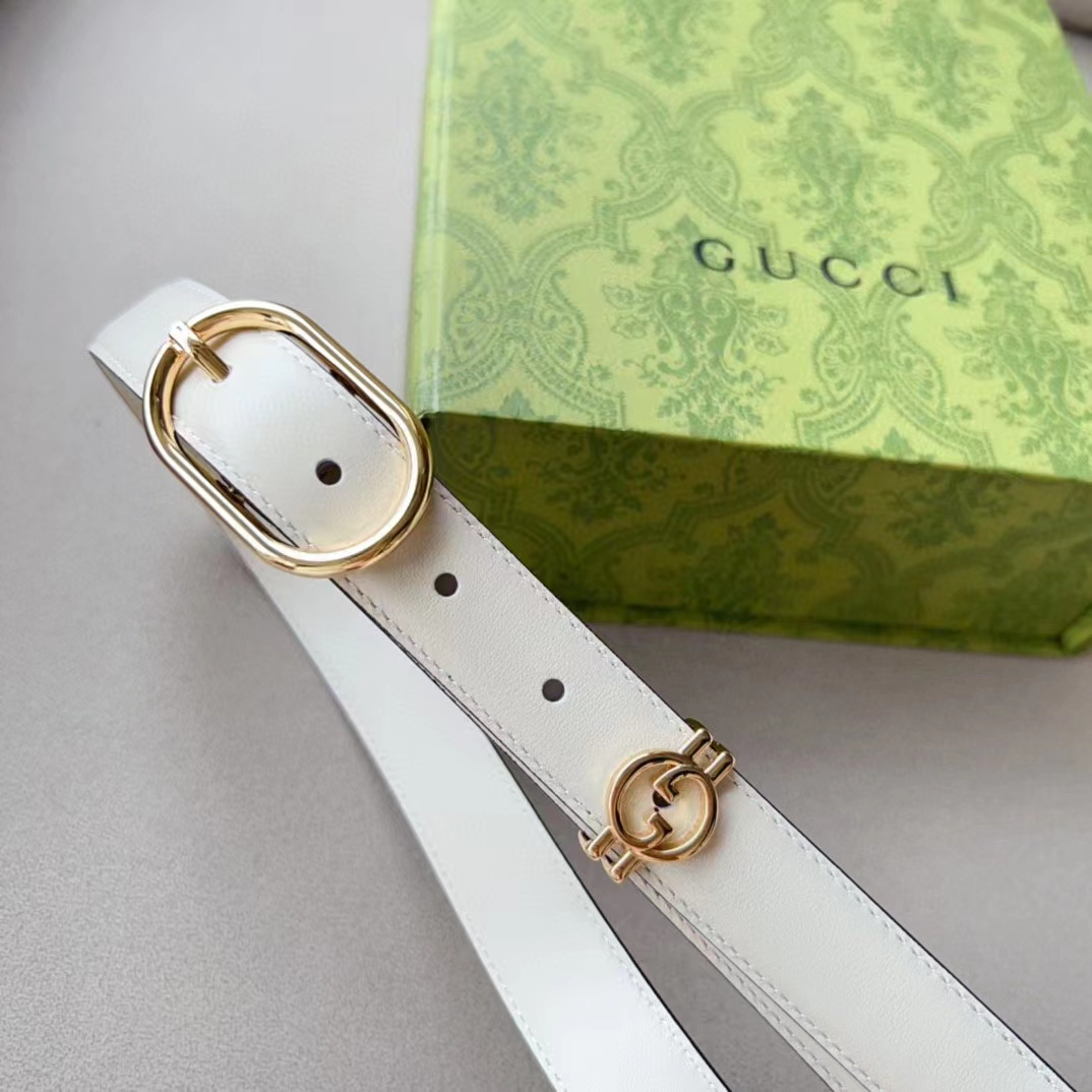 Gucci Unisex GG Belt Round Interlocking G White Leather Oval Buckle 2.3 CM Width