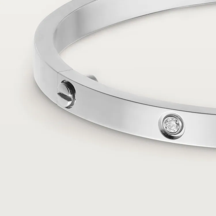 CARTIER LOVE BRACELET, SMALL MODEL, 6 DIAMONDS – 16