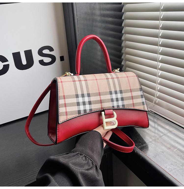 Retro Small Square Bag New High-end Sense Shoulder Bag 1024041615