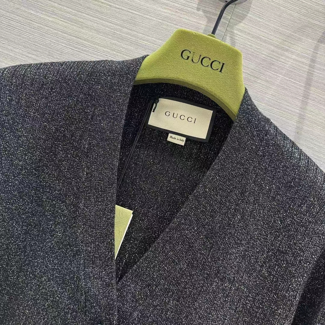 Gucci GG Women Rib Stitch Viscose Lamé Cardigan Interlocking G Buttons V-Neck Long Sleeves