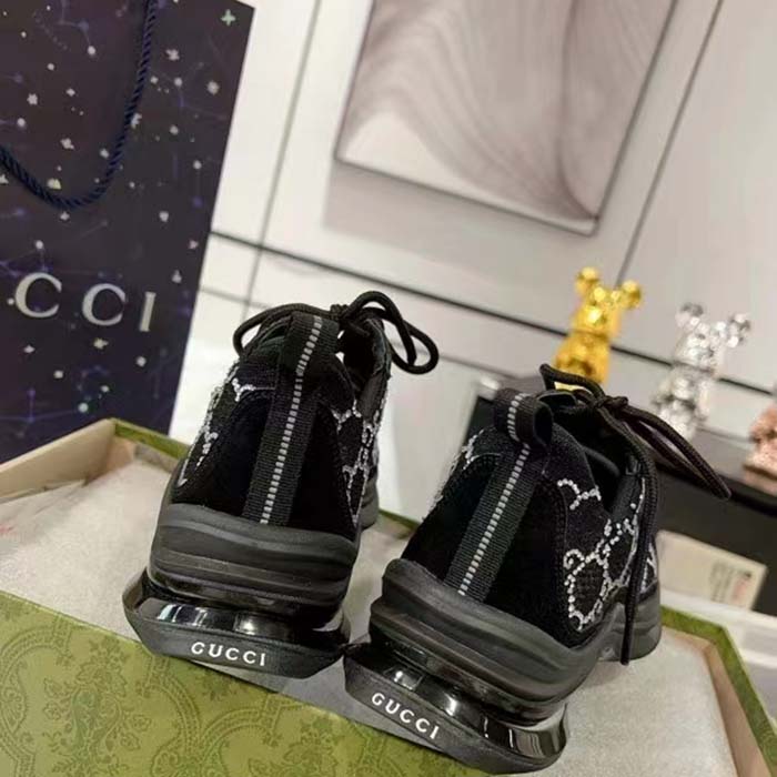 Gucci Unisex GG Gucci Run GG Crystal Mesh Sneaker Black Suede Mid 6 CM Heel