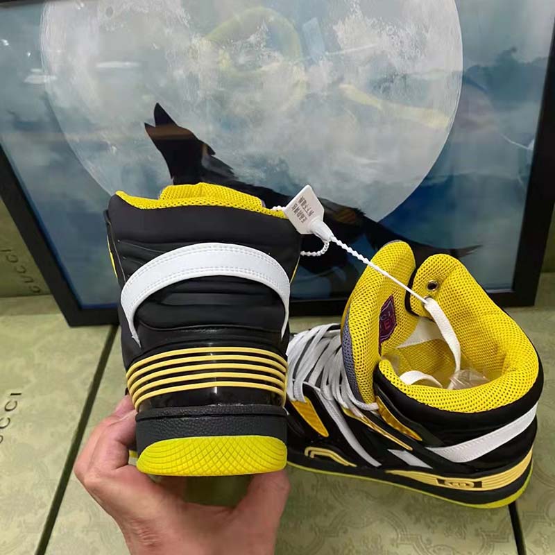 Gucci Unisex GG Gucci Basket Sneaker Black Demetra Rubber Interlocking Grey Mesh