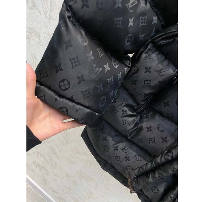 Louis Vuitton LV Women Flight Mode Monogram Jacquard Puffer Wrap Coat Polyamide Black