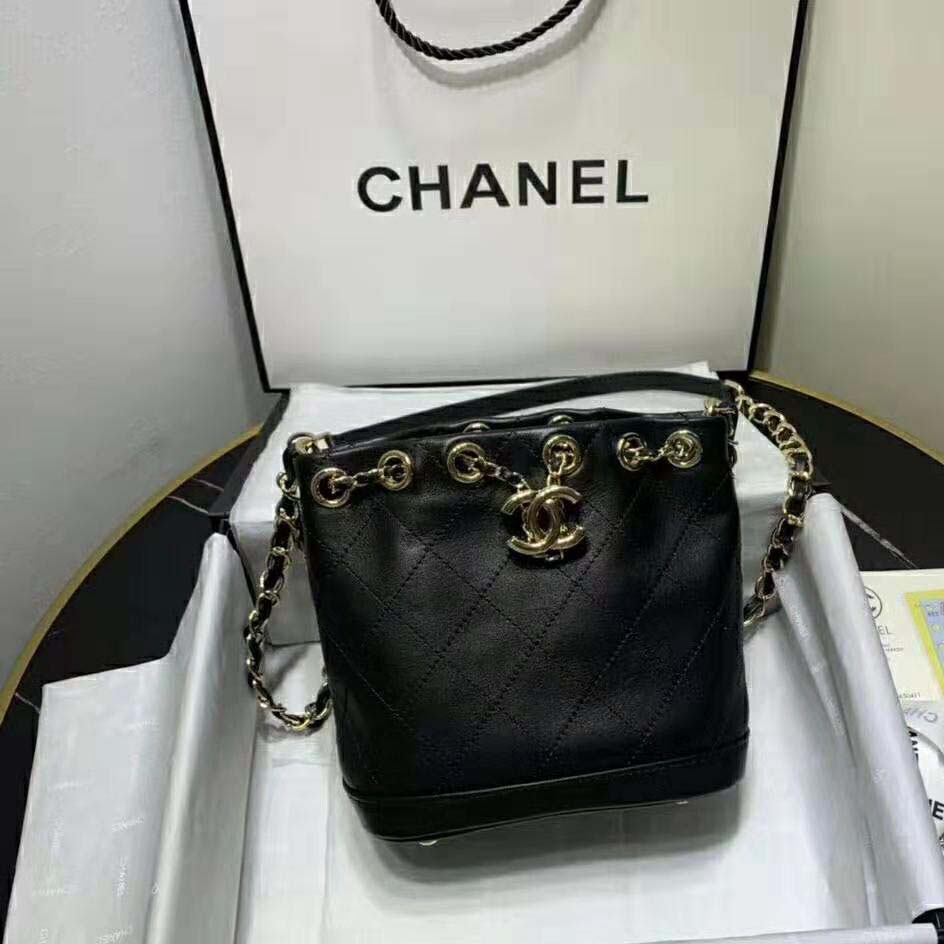 Chanel Women Small Drawstring Bag in Calfskin Leather-Black