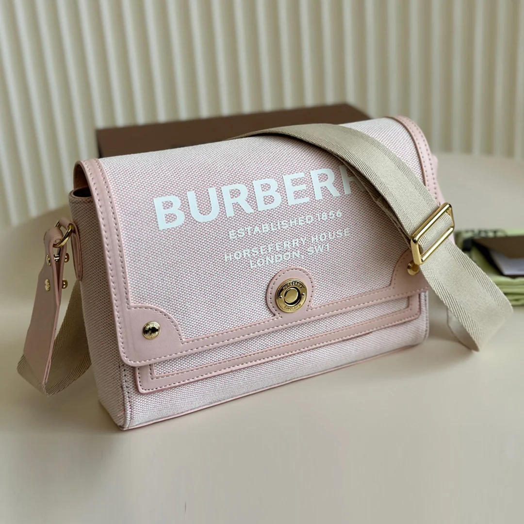 New Fashion Classic Versatile Handbag 1024041906