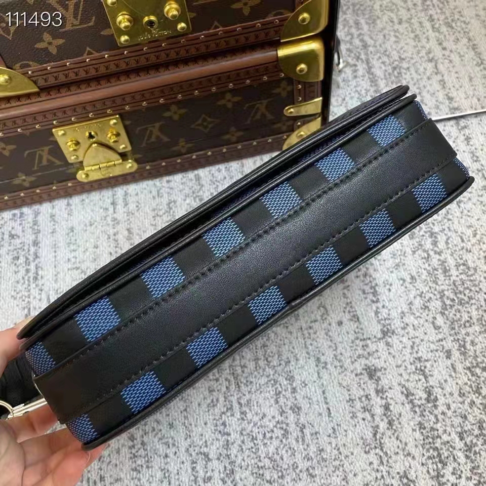 Louis Vuitton LV Unisex Studio Messenger Blue 3D Damier Infini Cowhide Leather