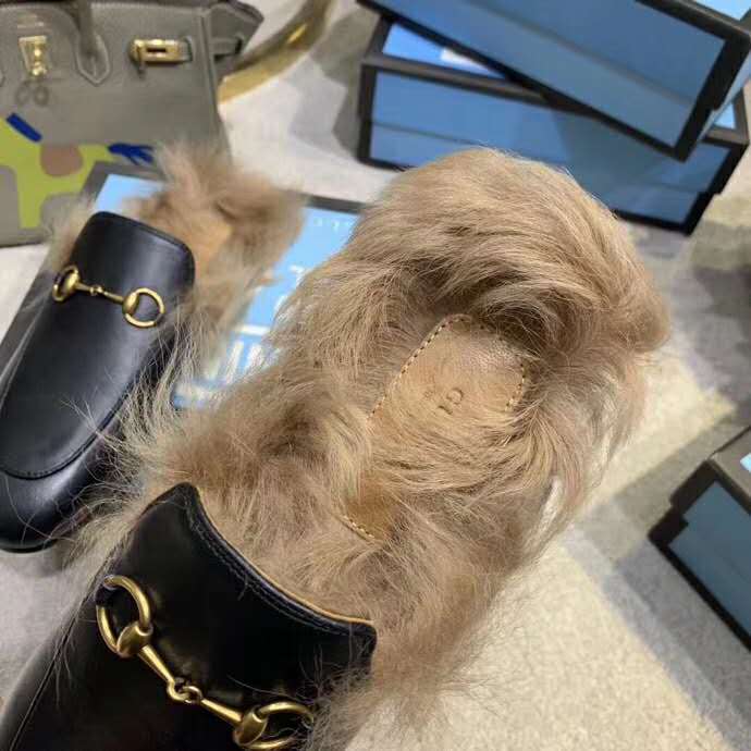 Gucci Women Princetown Leather Slipper with Lamb Wool-Black