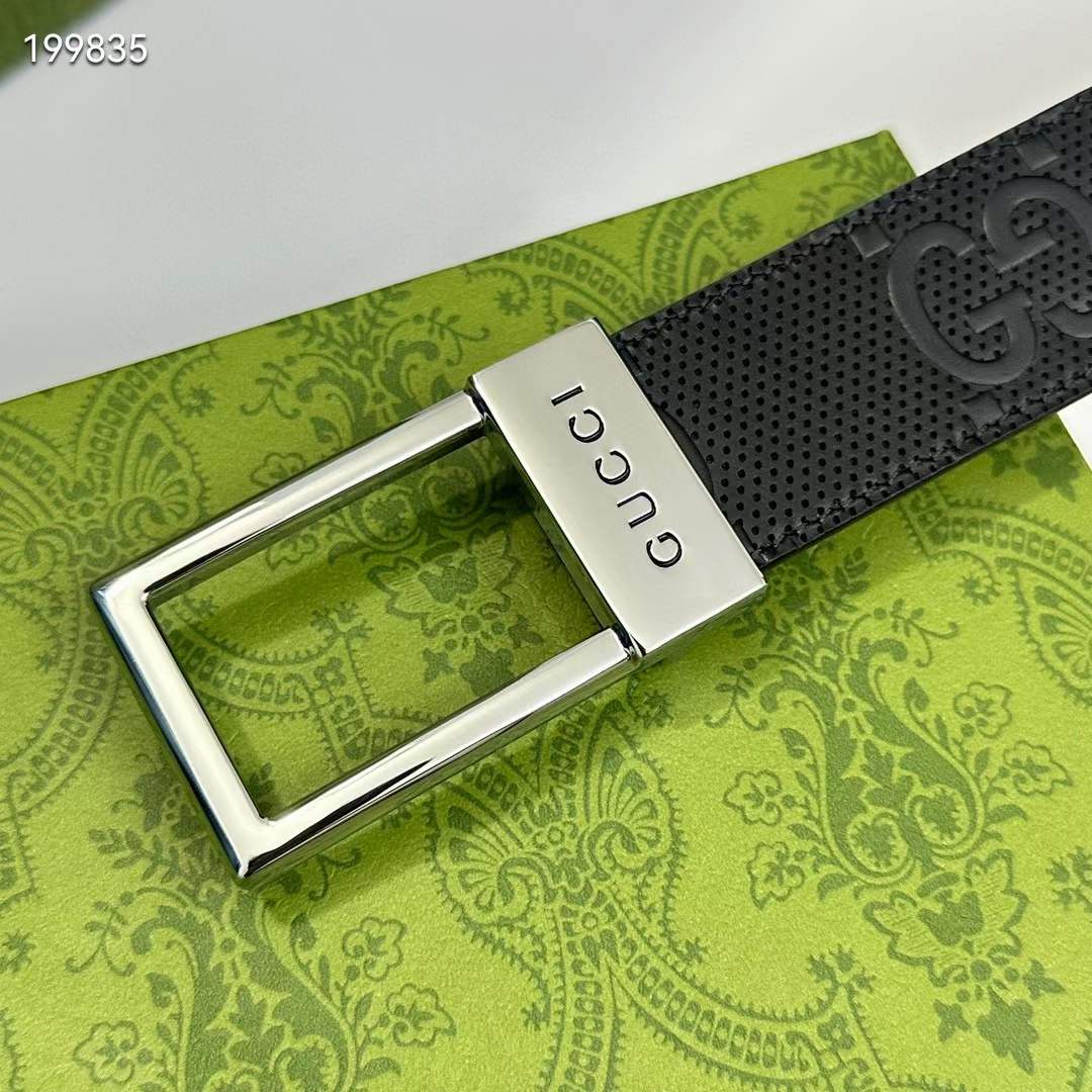 Gucci Unisex GG Belt Rectangular Buckle Black Leather 3.6 CM Width