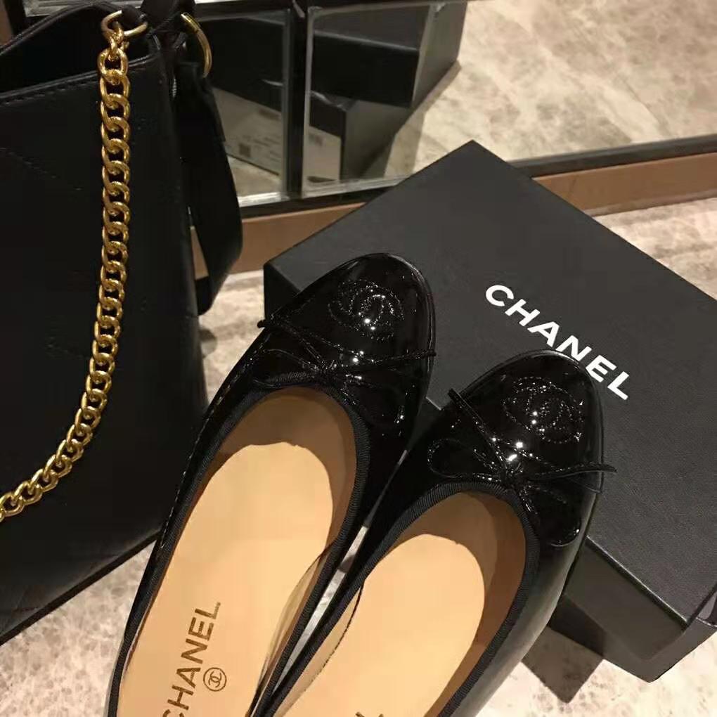 Chanel Women Ballerinas in Patent Calfskin Leather-Black