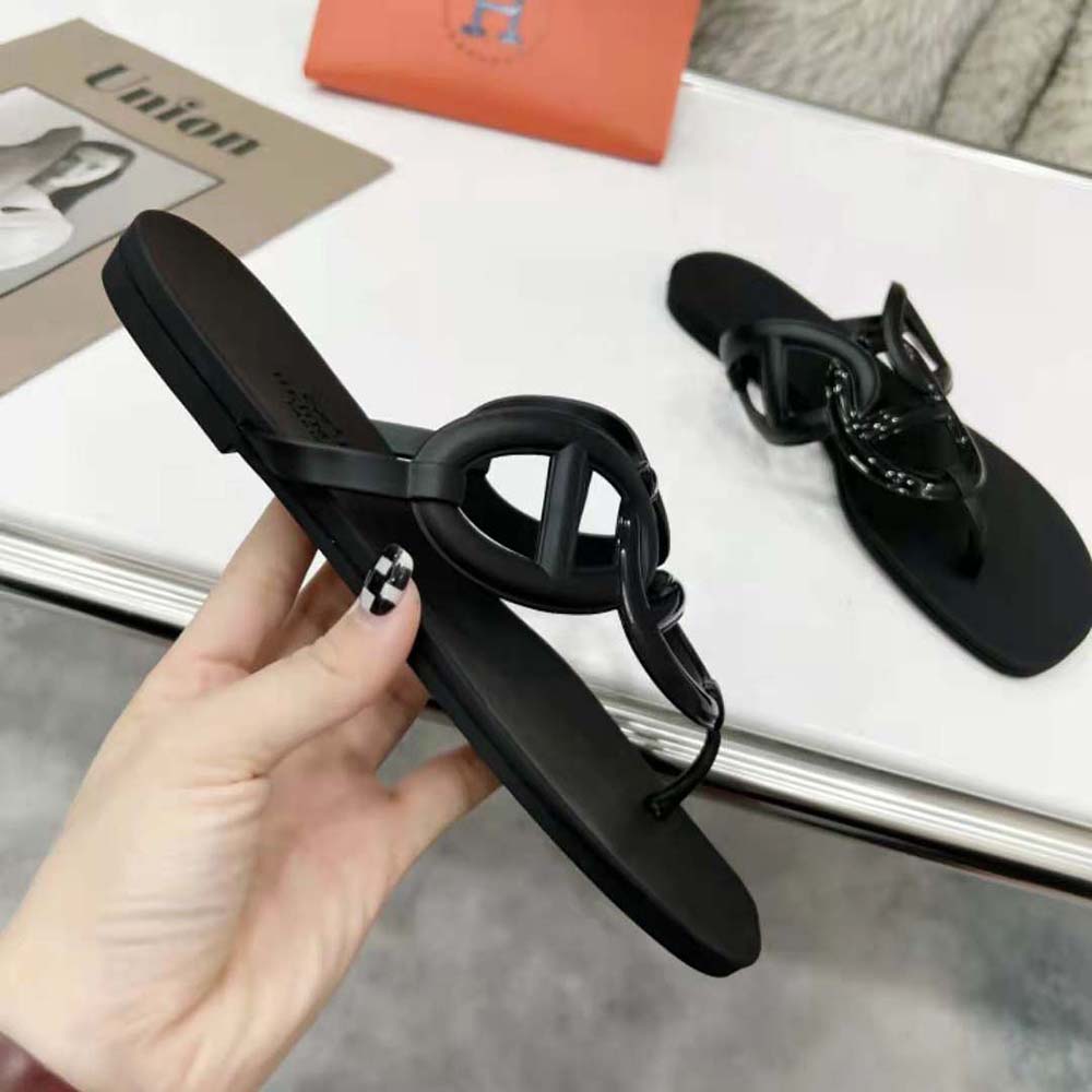 Hermes Women Egerie Sandal in Waterproof TPU with Chaine D Ancre Motif-Black