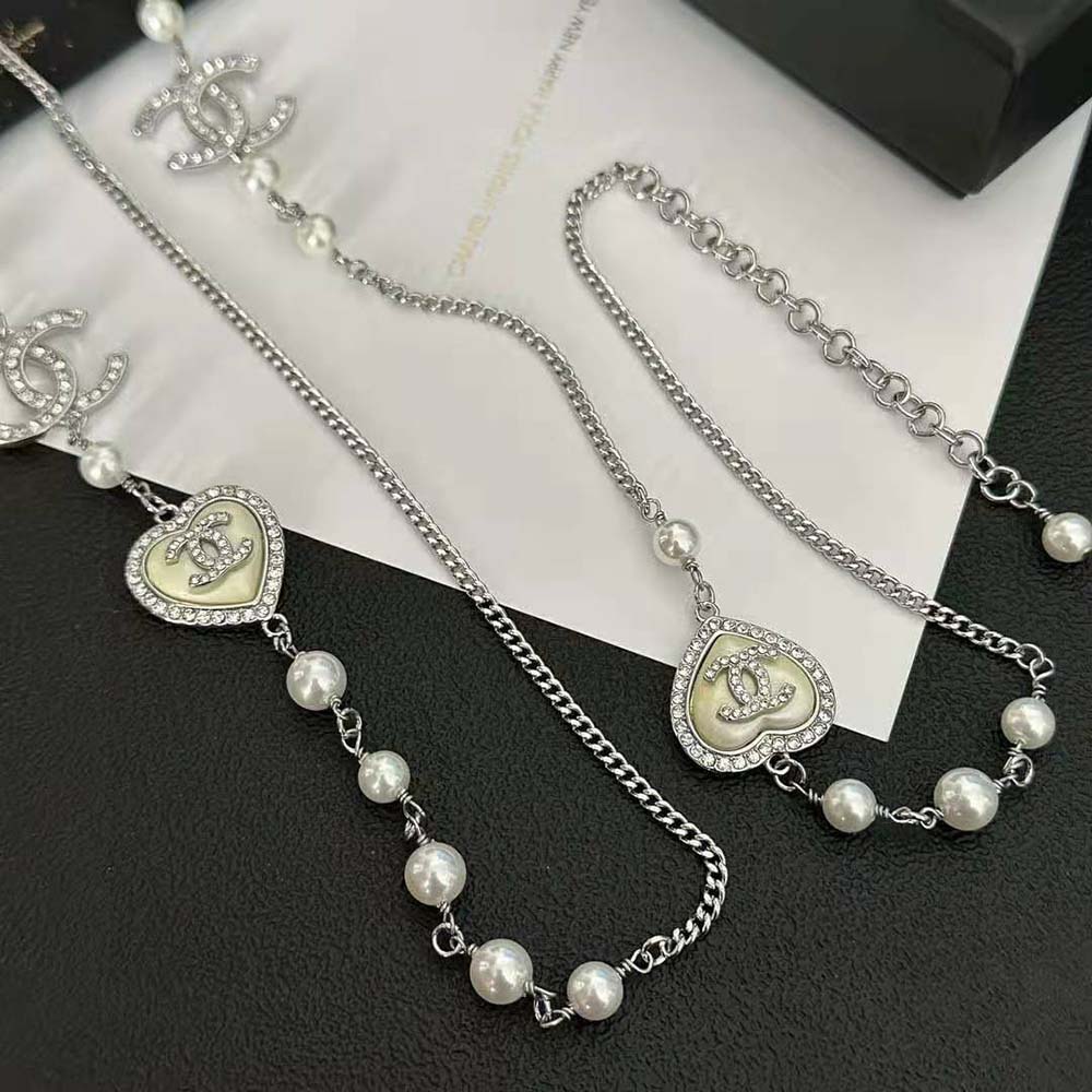 Chanel Women Long Necklace in Metal Glass Pearls and Strass
