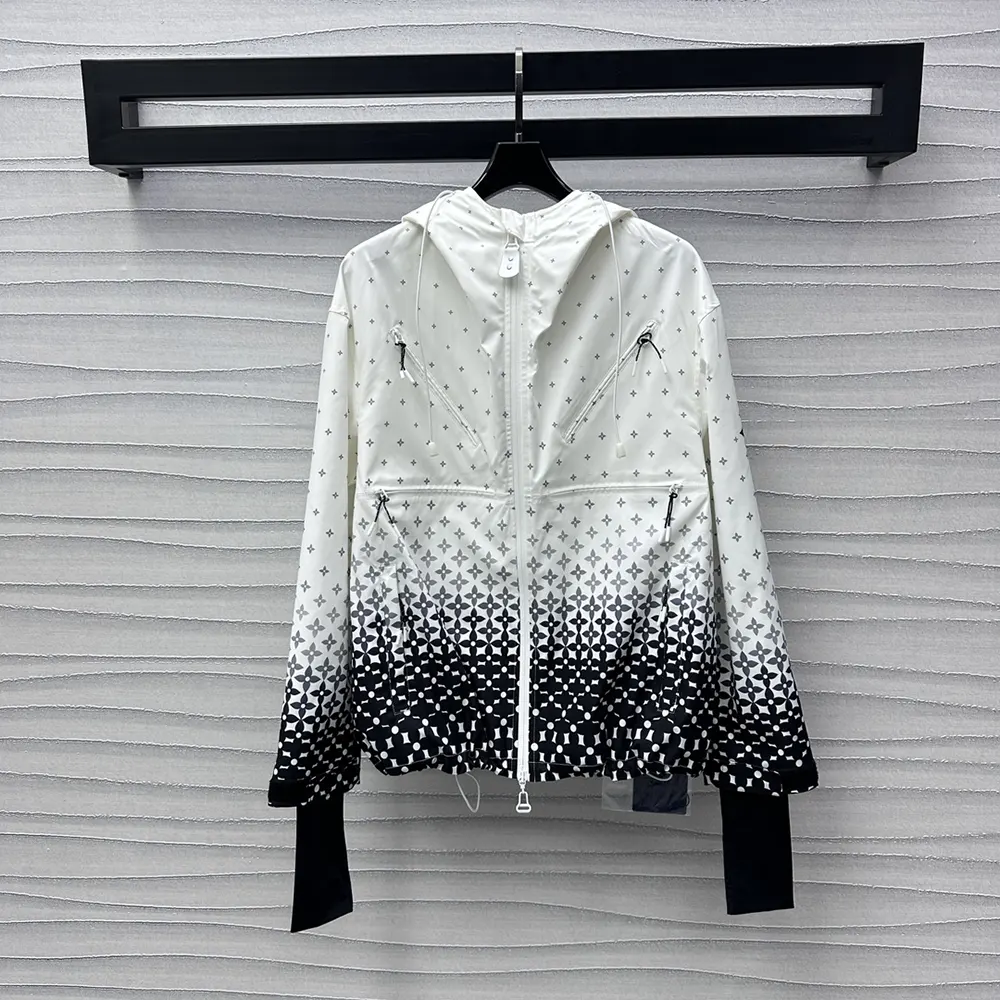 Louis Vuitton Women Ombré Monogram Shell Ski Jacket 1AGAQK