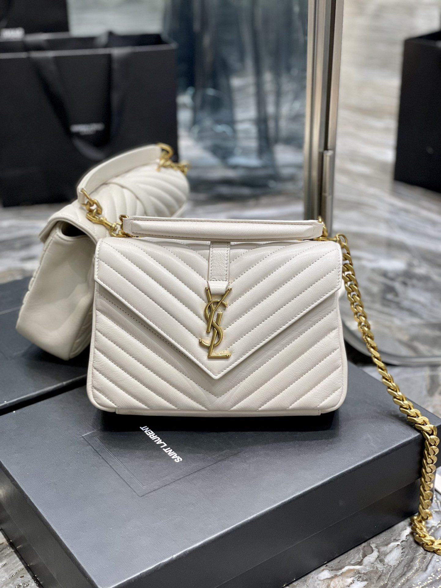 Saint Laurent College Medium Chain Bag White Gold Toned Hardware For Women 0425020810