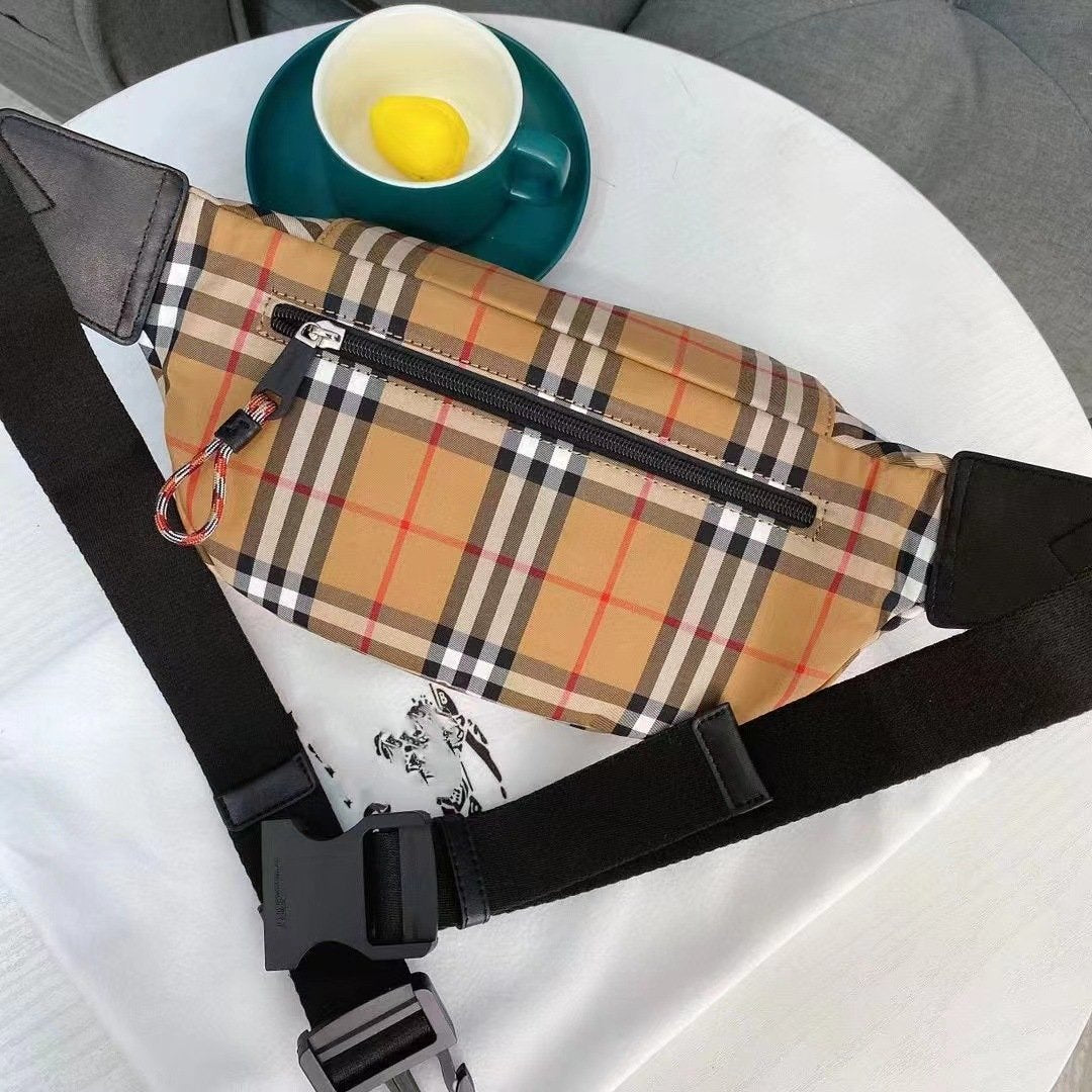 New Fashion And Versatile Classic Waist Bag 1023121803