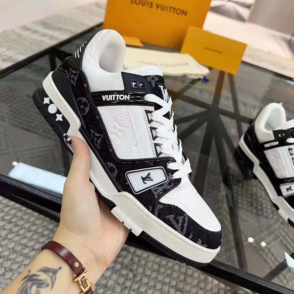 Louis Vuitton Unisex LV Trainer Sneaker With Monogram-Embossed Grained Calf Leather