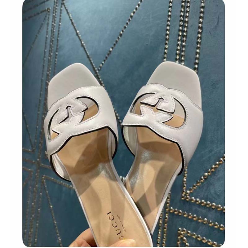 Gucci Unisex Interlocking G Cut-Out Slide Sandals White Leather Flat 1 cm Heel