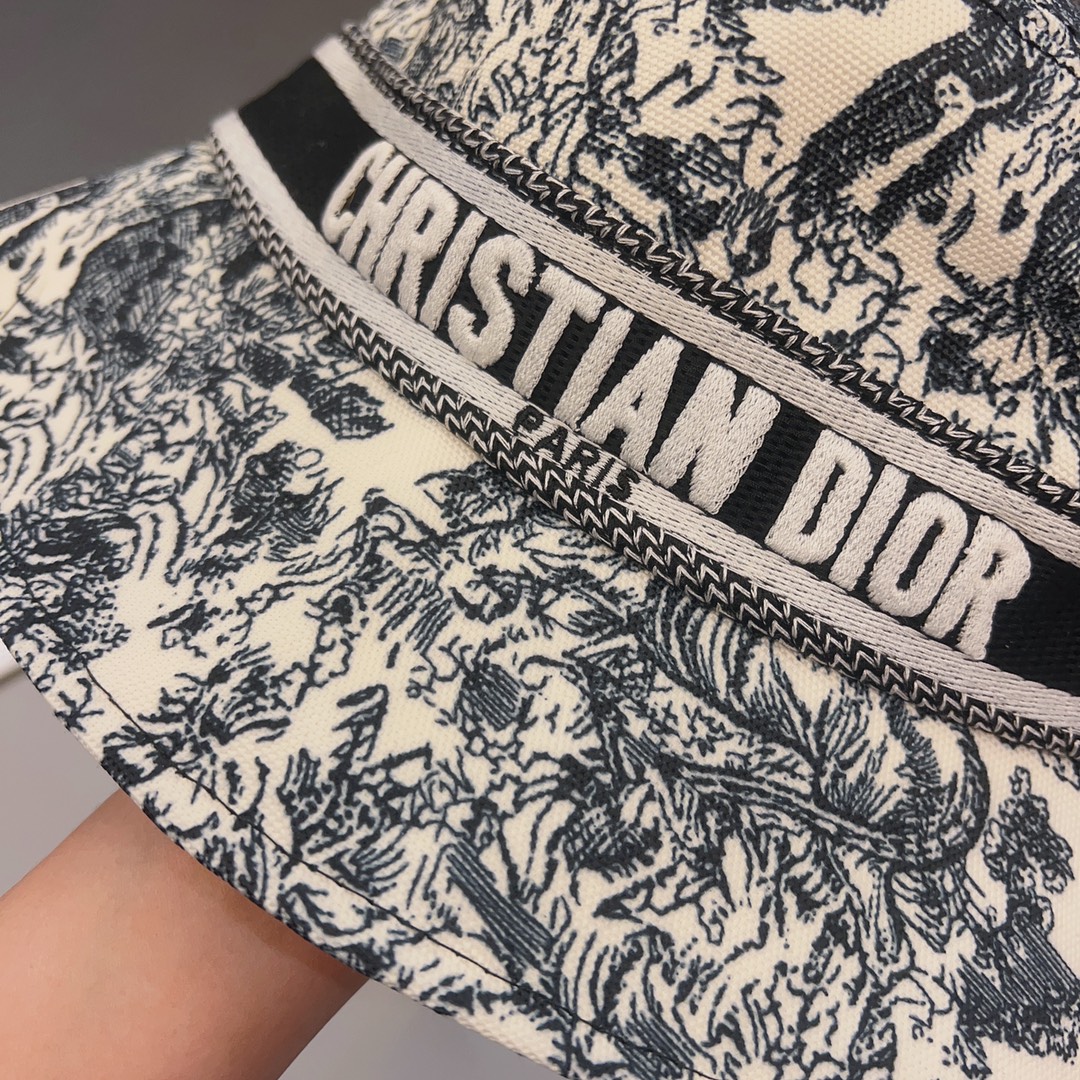 Dior Women CD D-Bobby Small Brim Bucket Hat White Blue Cotton Blend