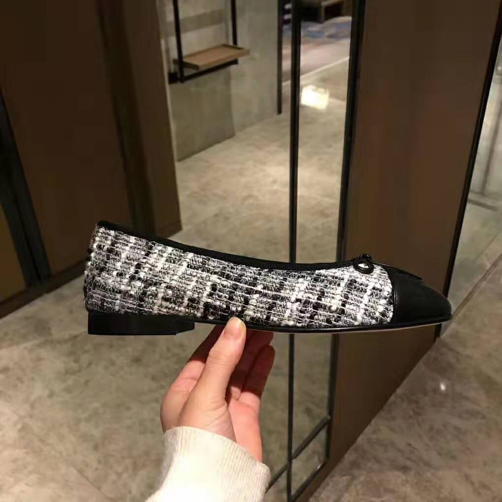 Chanel Women Ballerinas in Tweed Fabrics-Black