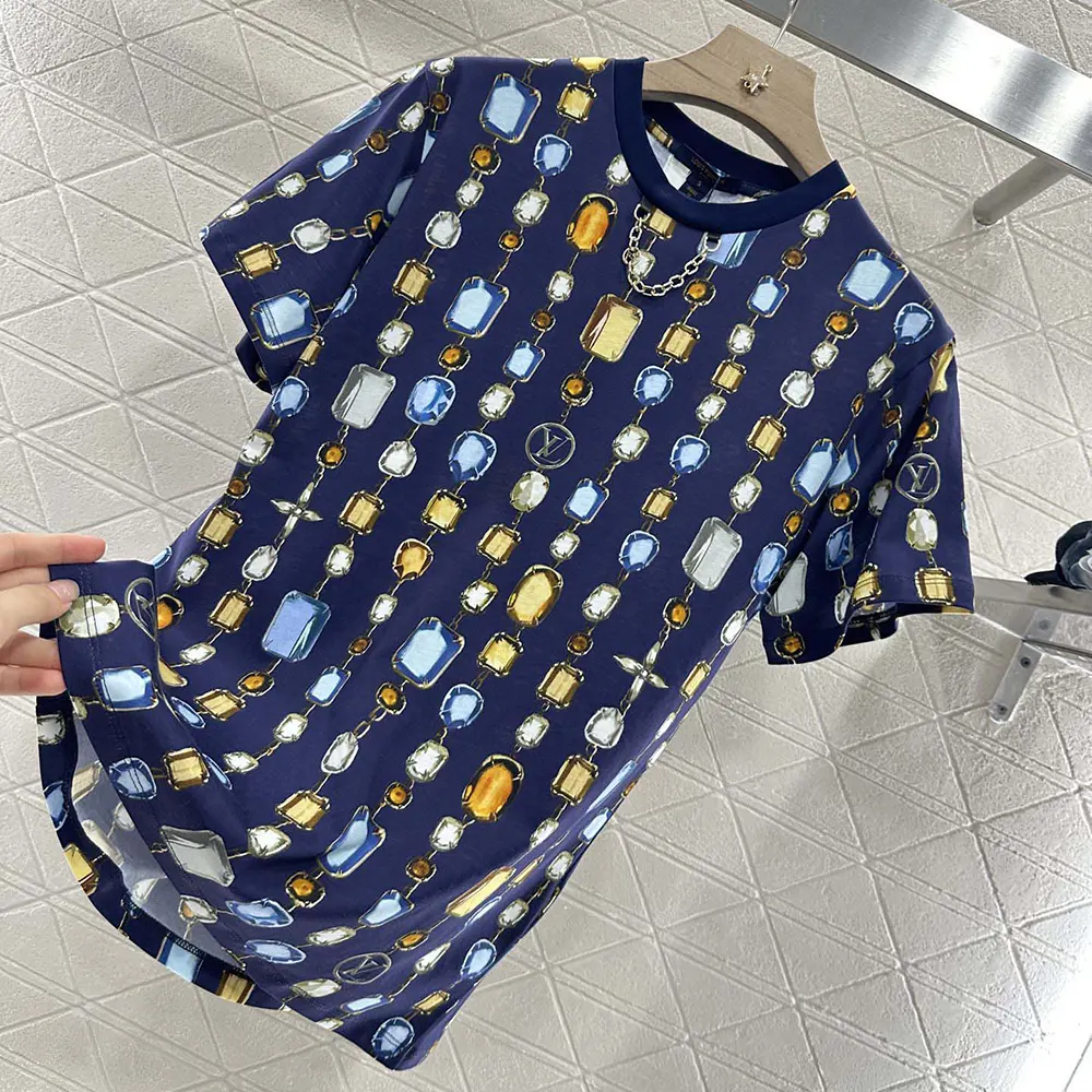 Louis Vuitton Women Necklace Print T-Shirt 1AI462