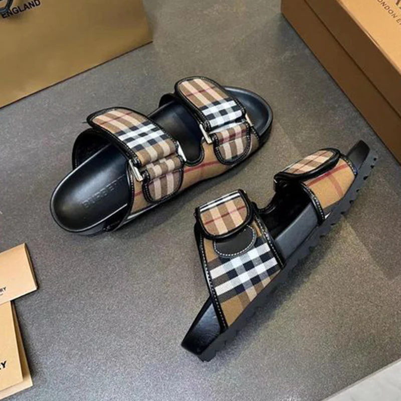 Fashion and versatile casual couple's Velcro sandals 1024050802