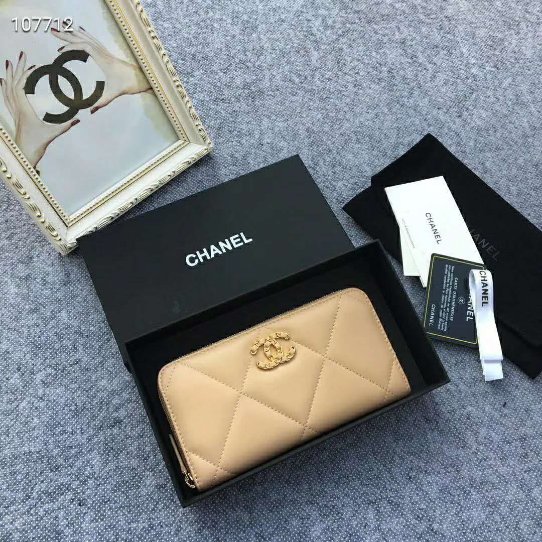 Chanel Women Chanel 19 Long Zipped Wallet Lambskin Leather-Beige                                                                                                                     Lambskin