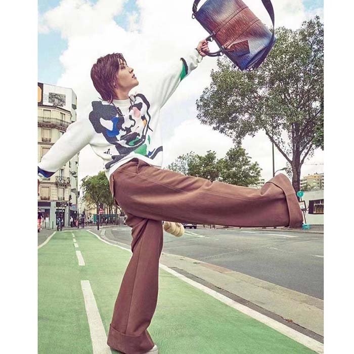 Louis Vuitton LV Unisex Keepall Bandoulière 50 Gradient Electric Sun Epi XL Calfskin Leather