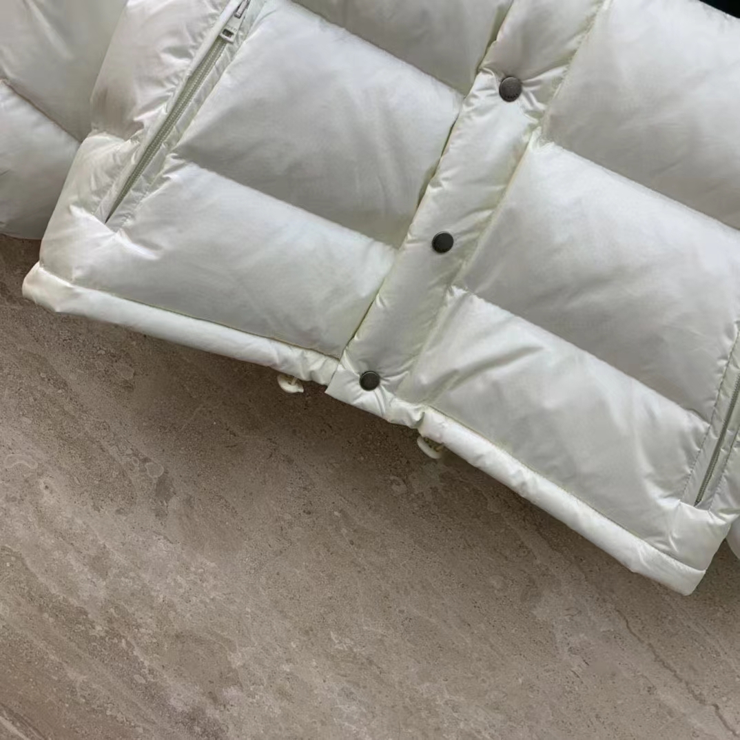 Gucci Women GG Padded Nylon Bomber Jacket Web White Goose Down Detachable Sleeves High Neck