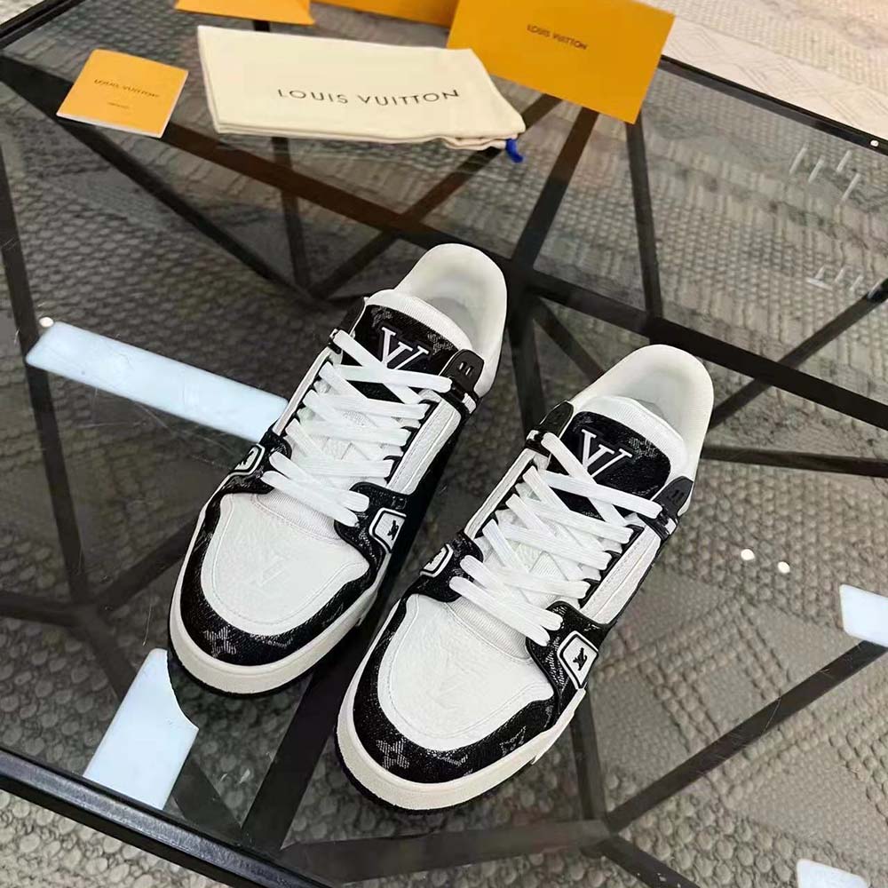 Louis Vuitton Unisex LV Trainer Sneaker With Monogram-Embossed Grained Calf Leather