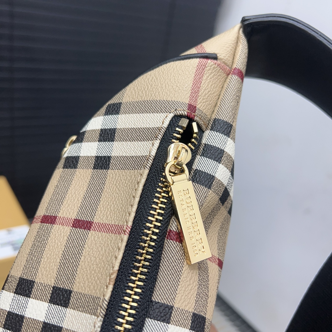 25 BBR Classic Logo Crossbody Bag Chest Bag Unisex 0425040706