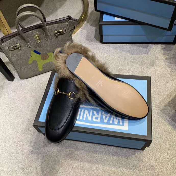 Gucci Women Princetown Leather Slipper with Lamb Wool-Black