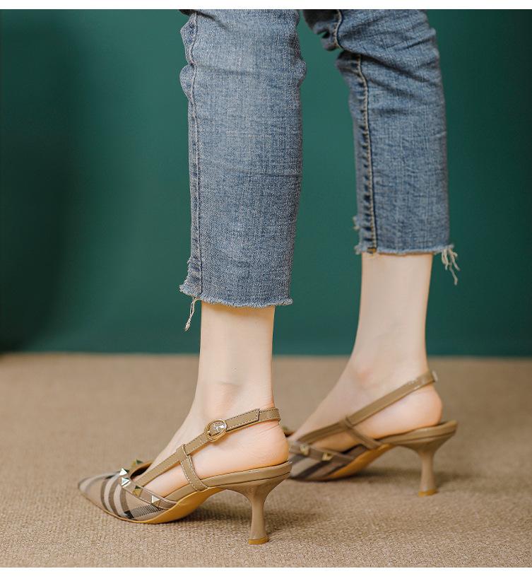 New style rivet buckle pointed toe high heels 1024022102