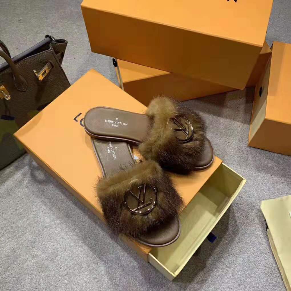 Louis Vuitton LV Women Lock It Mule in Mink and Leather-Brown