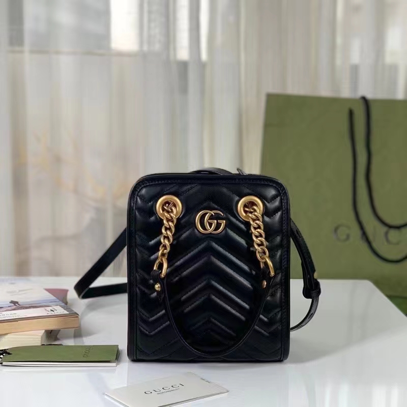 Gucci Women GG Marmont Matelassé Mini Bag Black Chevron Leather