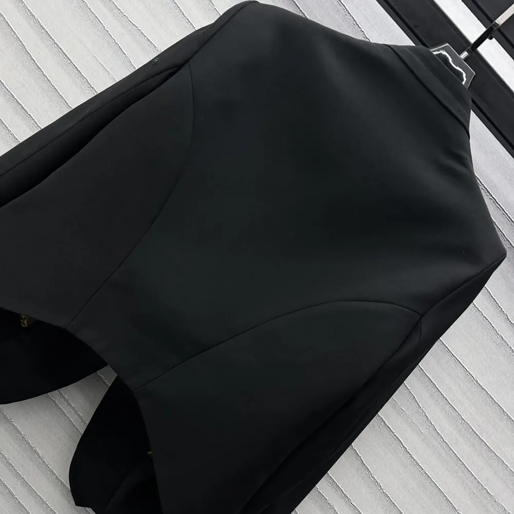 Louis Vuitton Women Collarless Chain Detail Blazer 1AGPG9