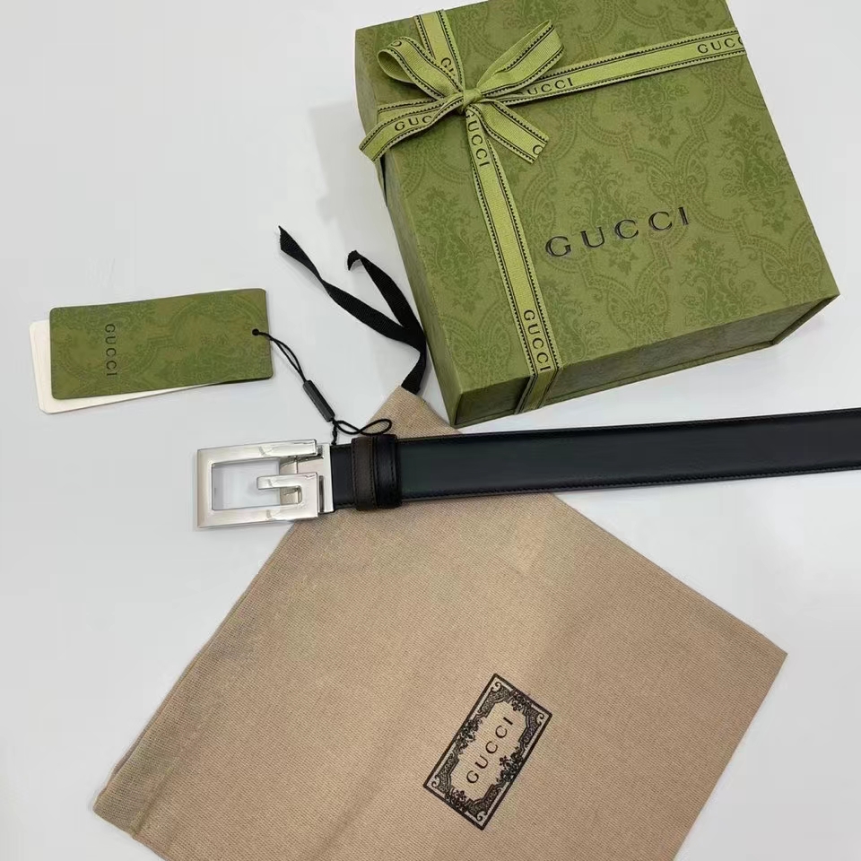 Gucci Unisex GG Reversible Belt Square G Buckle Black Leather Reverses Brown Leather