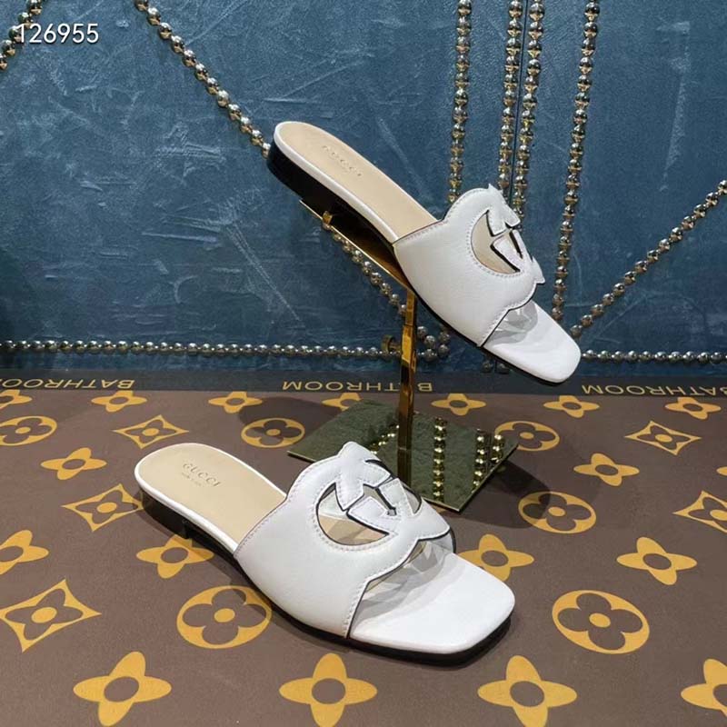 Gucci Unisex Interlocking G Cut-Out Slide Sandals White Leather Flat 1 cm Heel
