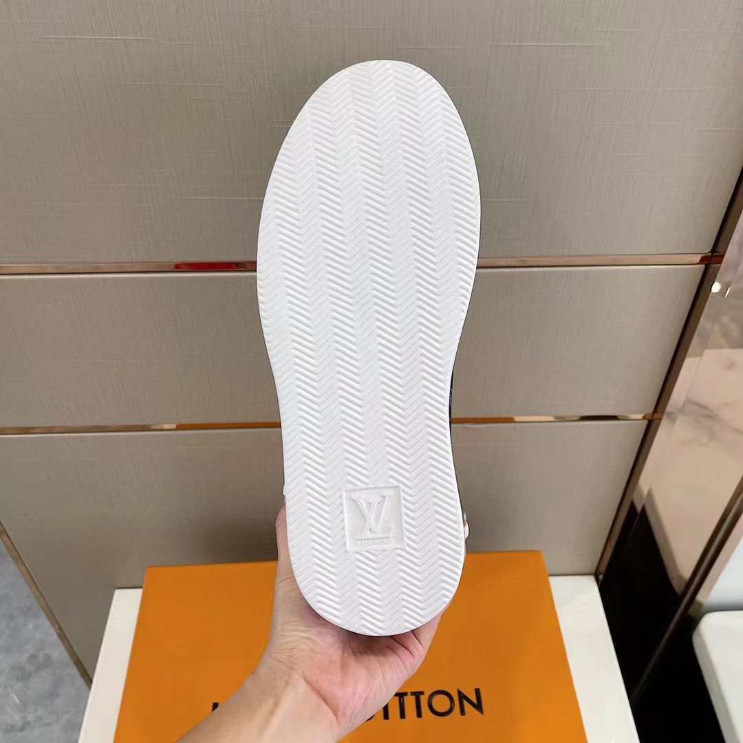 Louis Vuitton Unisex Beverly Hills Sneaker Black Monogram-Printed Calf Leather Rubber Outsole