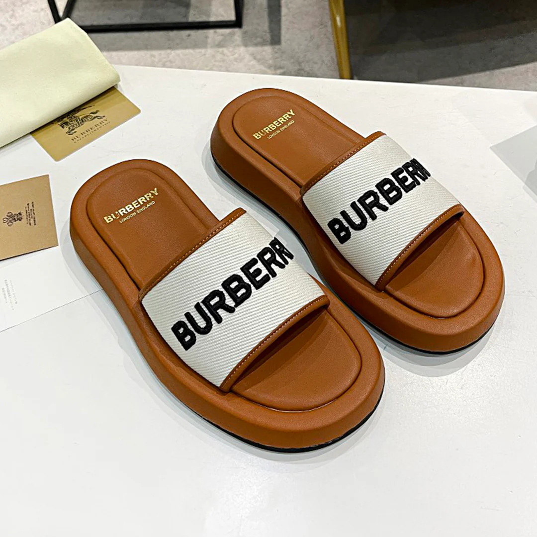 Fashion classic versatile plaid slippers 1024042207