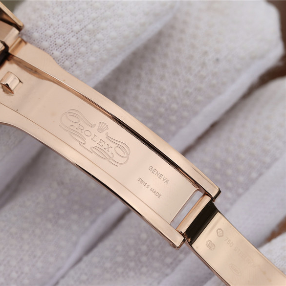 Rolex Yacht-Master Rose Gold Black Ceramic Bezel 40mm