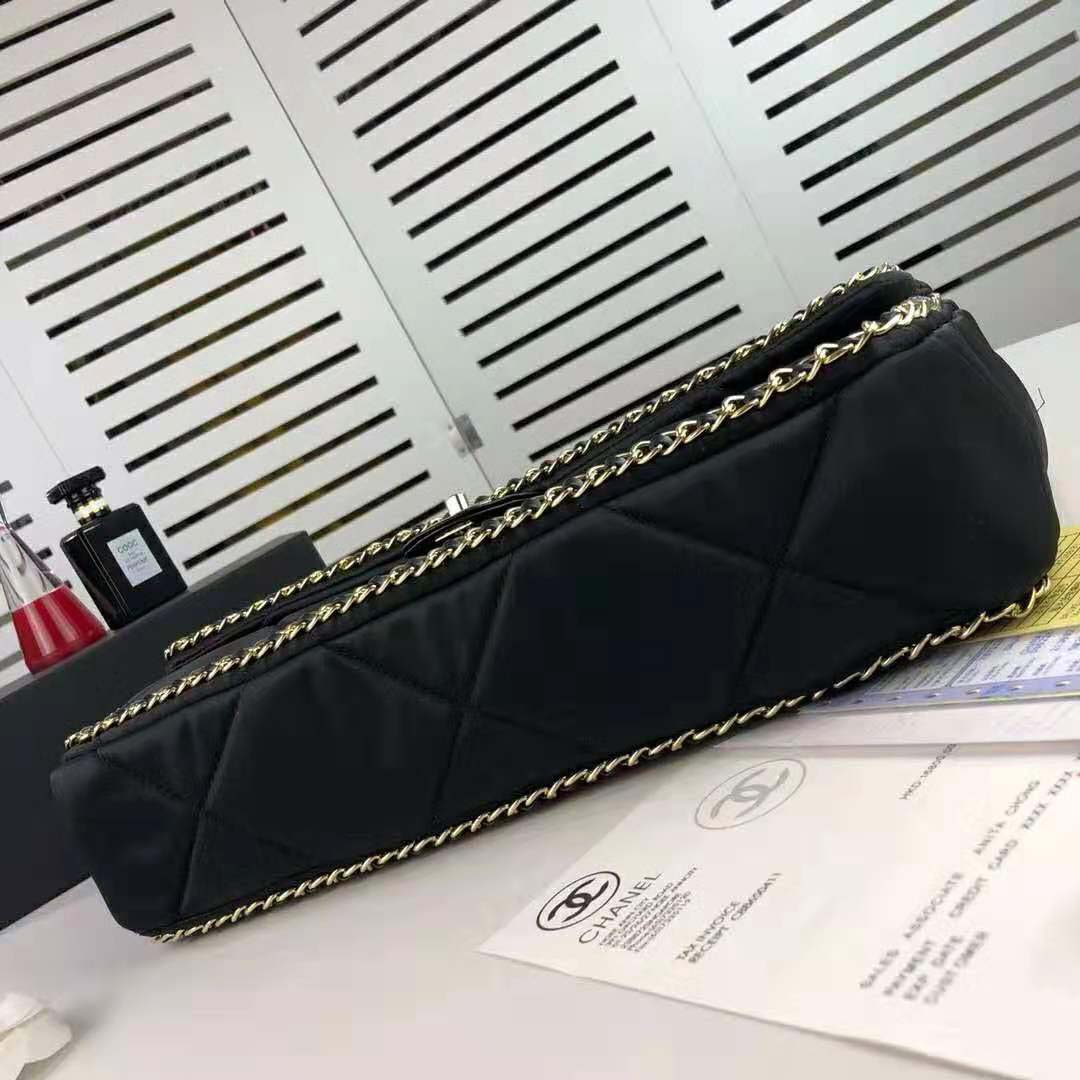 Chanel Women Flap Bag in Satin Leather-Black