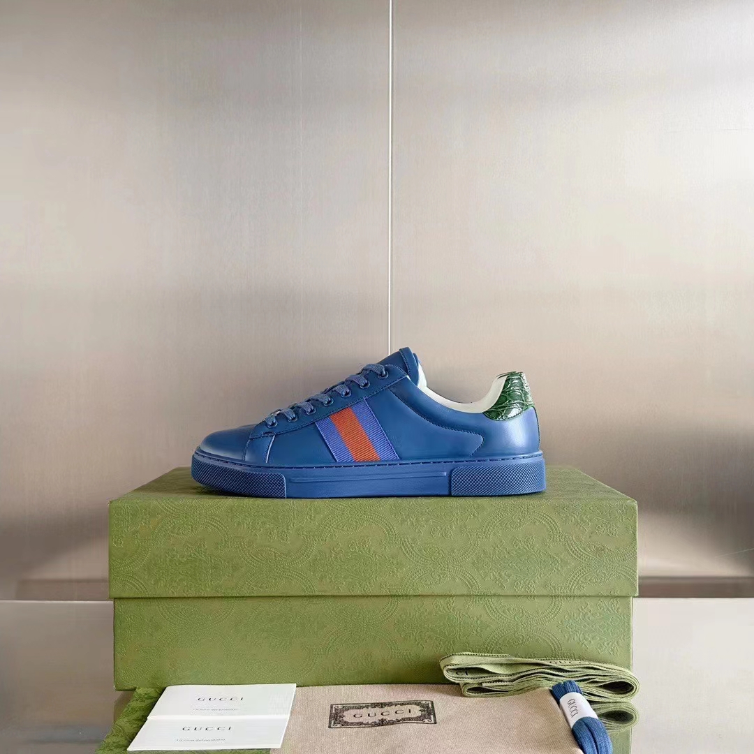 Gucci Unisex Ace GG Crystal Canvas Sneaker Blue Green Red Web Rubber Low Heel