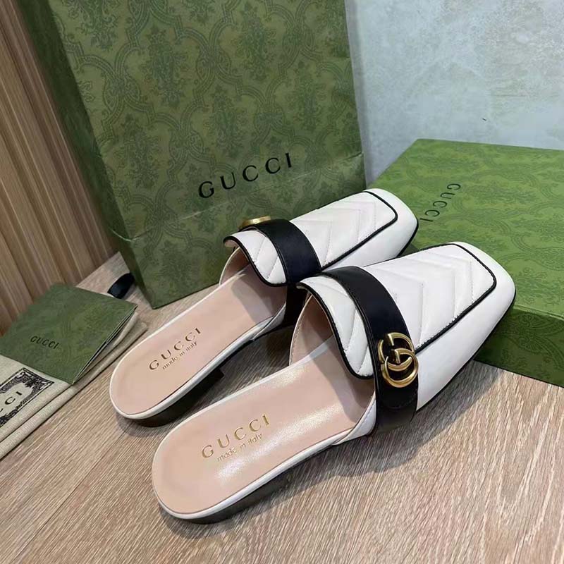 Gucci Women GG Slipper Double G White Leather Matelassé Chevron Insert