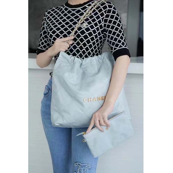 Chanel Women CC 22 Handbag Shiny Calfskin & Gold-Tone Metal Light Blue