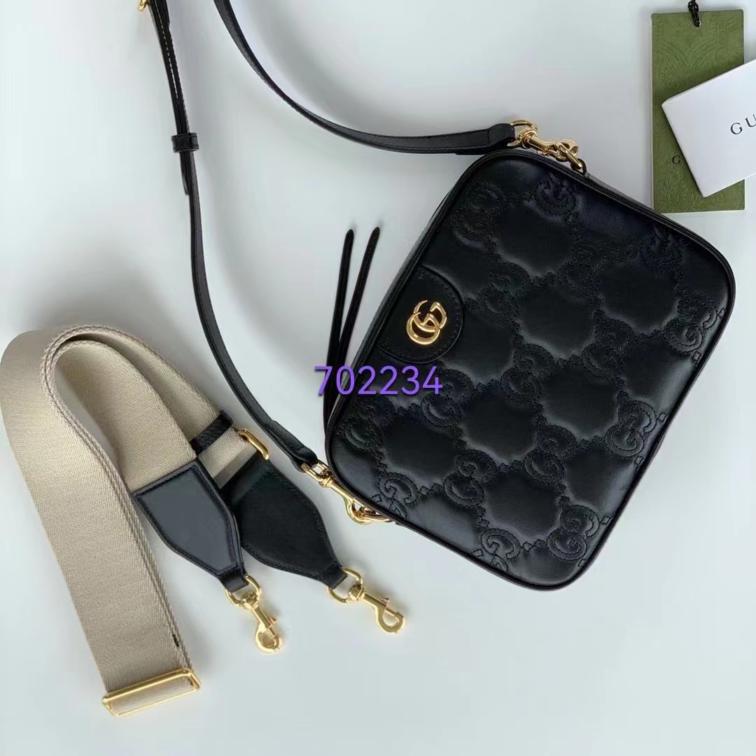 Gucci Women GG Matelassé Leather Shoulder Bag Black Double G