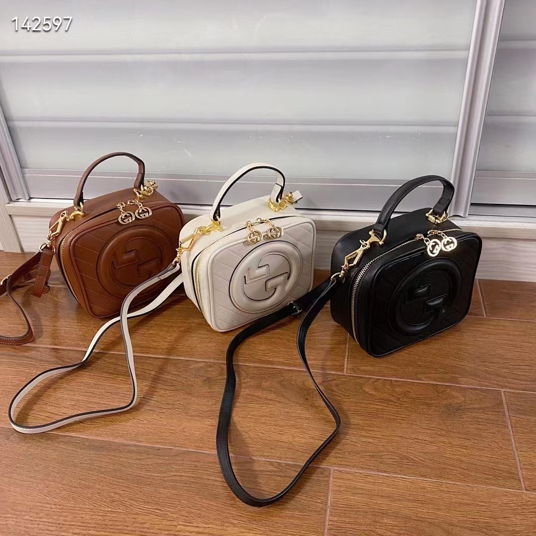 Gucci Women GG Blondie Top Handle Bag Cuir Leather Round Interlocking G