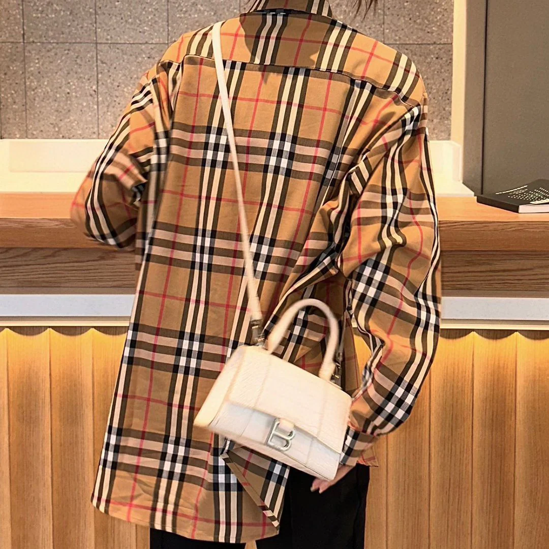 New fashionable versatile plaid shirt 1024012209